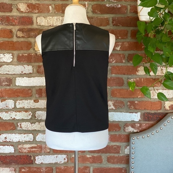 Calvin Klein Sleeveless Blue Black Plaid mixed media top size small - Picture 7 of 10